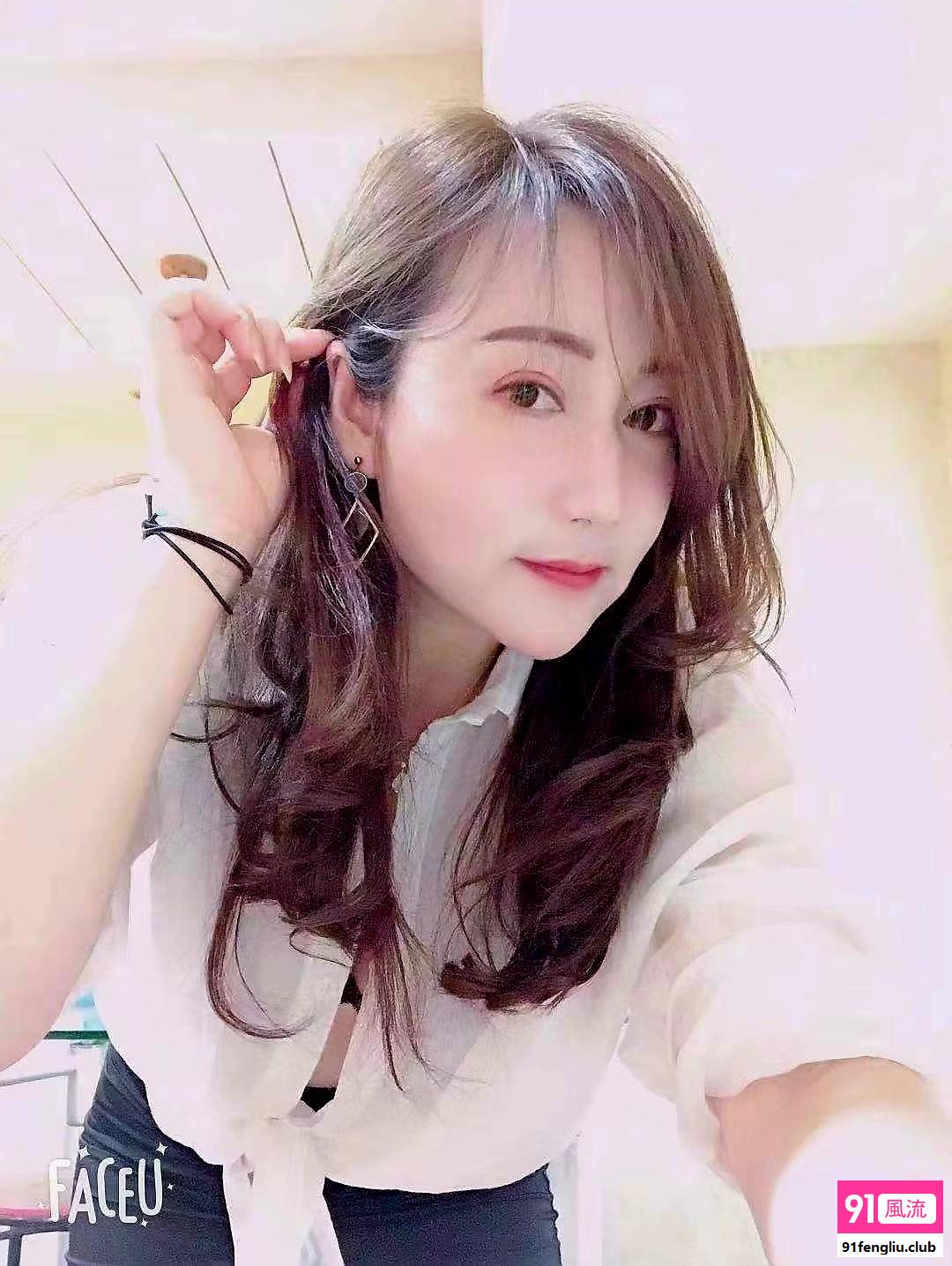体验过上城邻居少妇